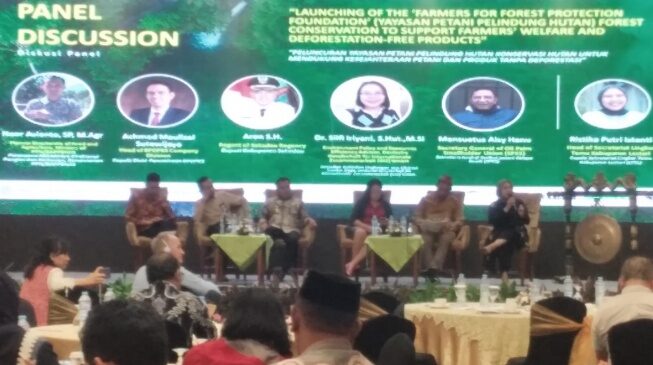 Materi Panelis pada Peluncuran Yayasan Petani Pelindung Hutan dengan Tema: Konservasi Hutan Untuk Mendukung Kesejahteraan Petani dan Produk Tanpa Deforestasi. Jakarta, 01 Agustus 2023